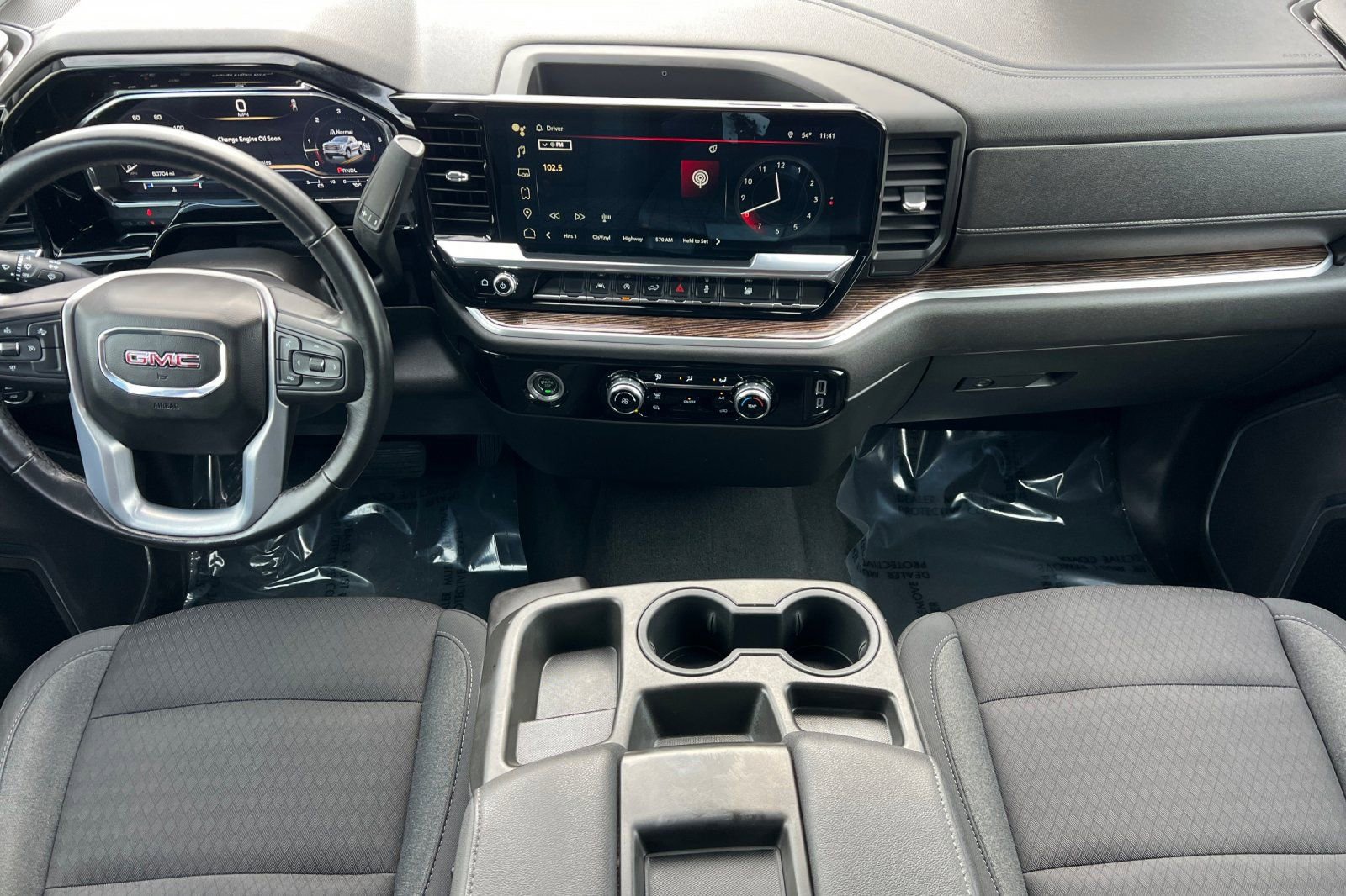 Used 2023 GMC Sierra 1500 SLE w/ Enhanced Capability Package AWD/4WD image 10