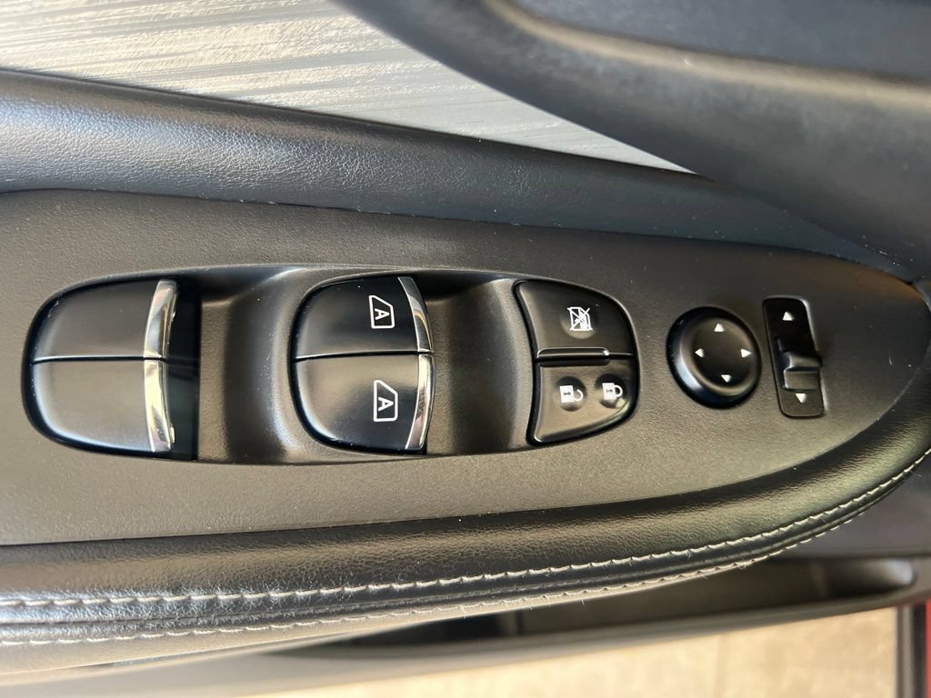 Used 2017 Nissan Murano SL w/ SL Technology Package AWD/4WD image 45