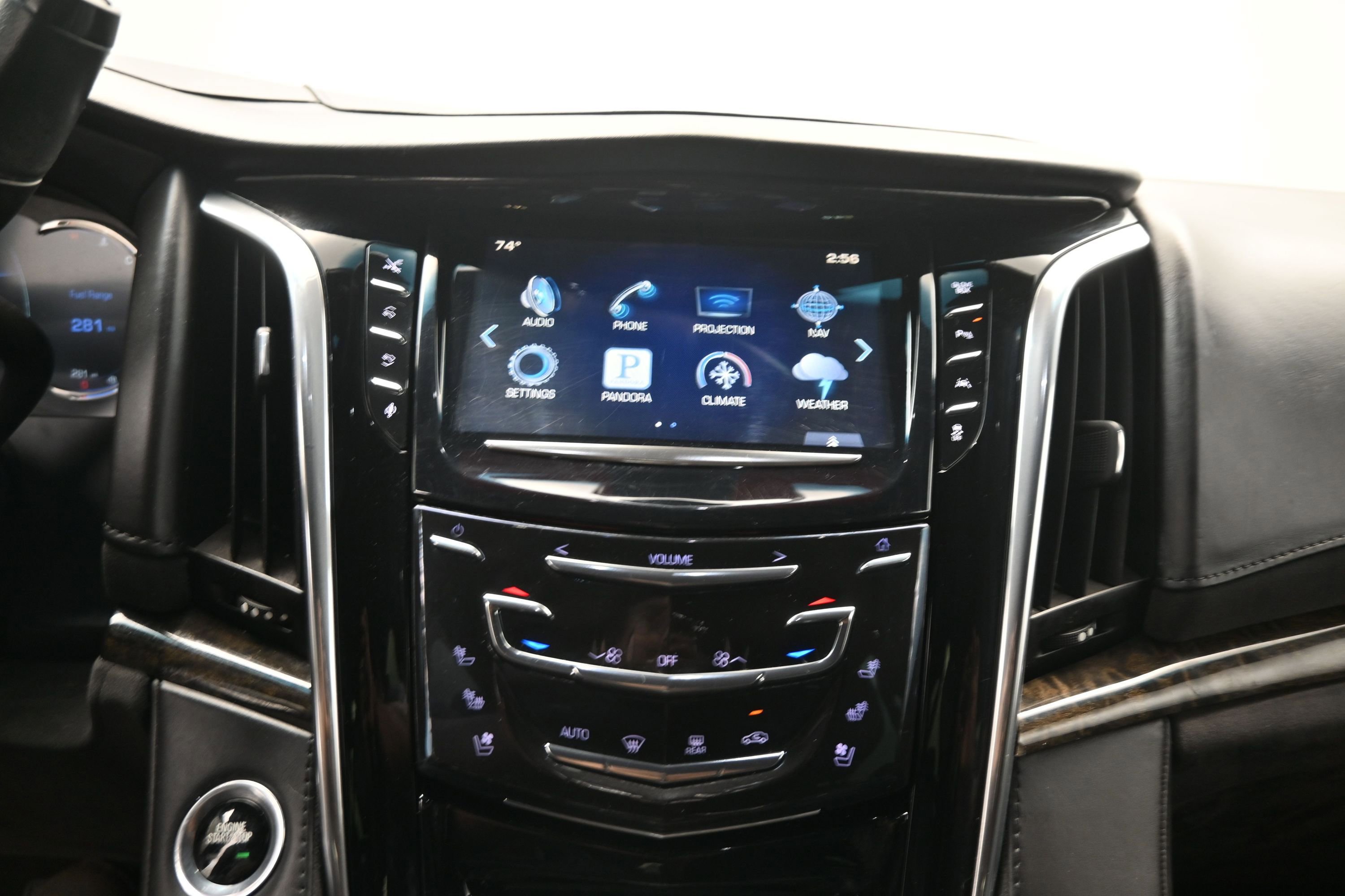 Used 2016 Cadillac Escalade Platinum AWD/4WD image 16