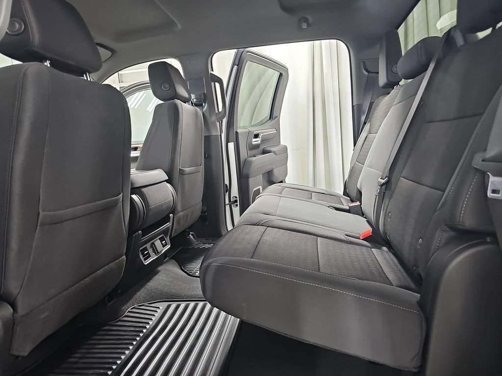 Certified 2024 Chevrolet Silverado 1500 LT AWD/4WD image 17