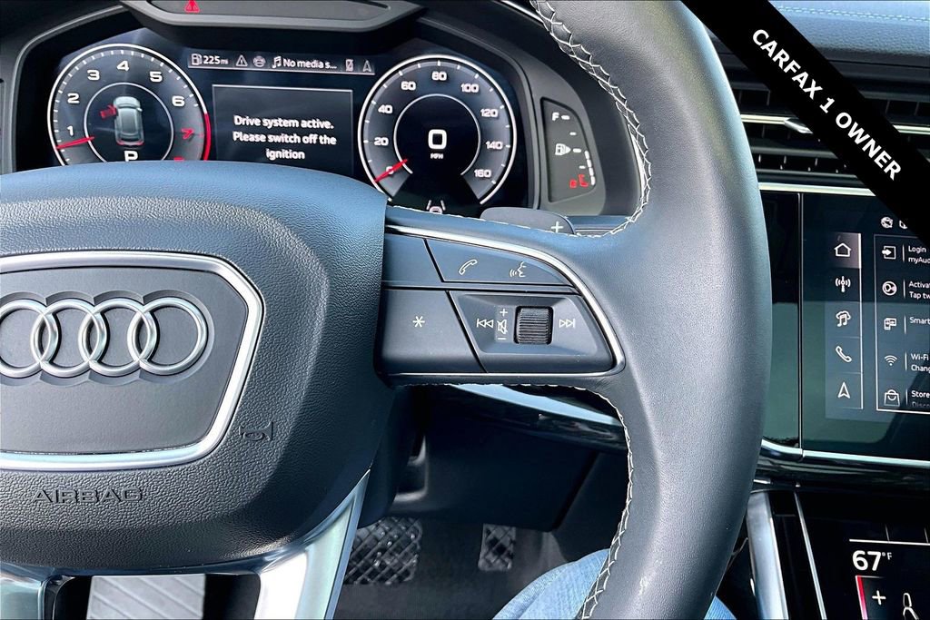 Used 2025 Audi Q8 Premium image 12