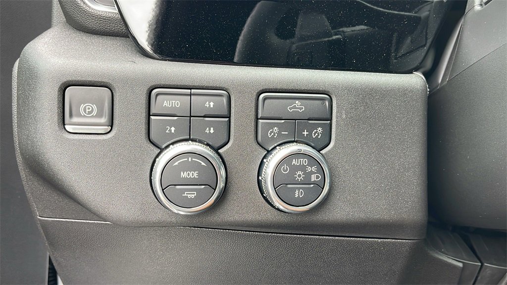 New 2026 GMC Sierra 1500 Elevation image 25