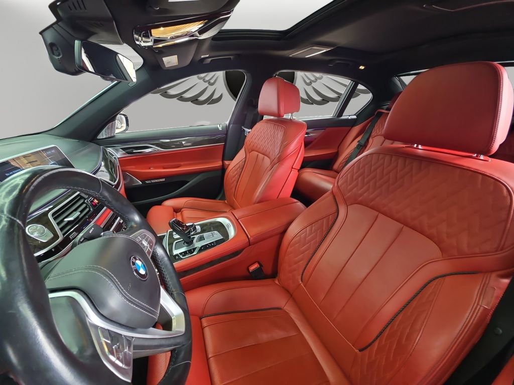 Used 2016 BMW 750i RWD image 10