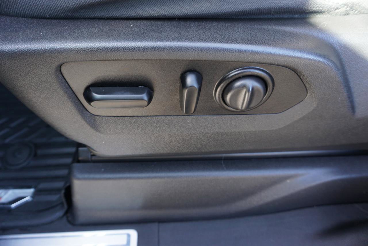 Used 2021 Chevrolet Silverado 1500 LT Trail Boss image 17