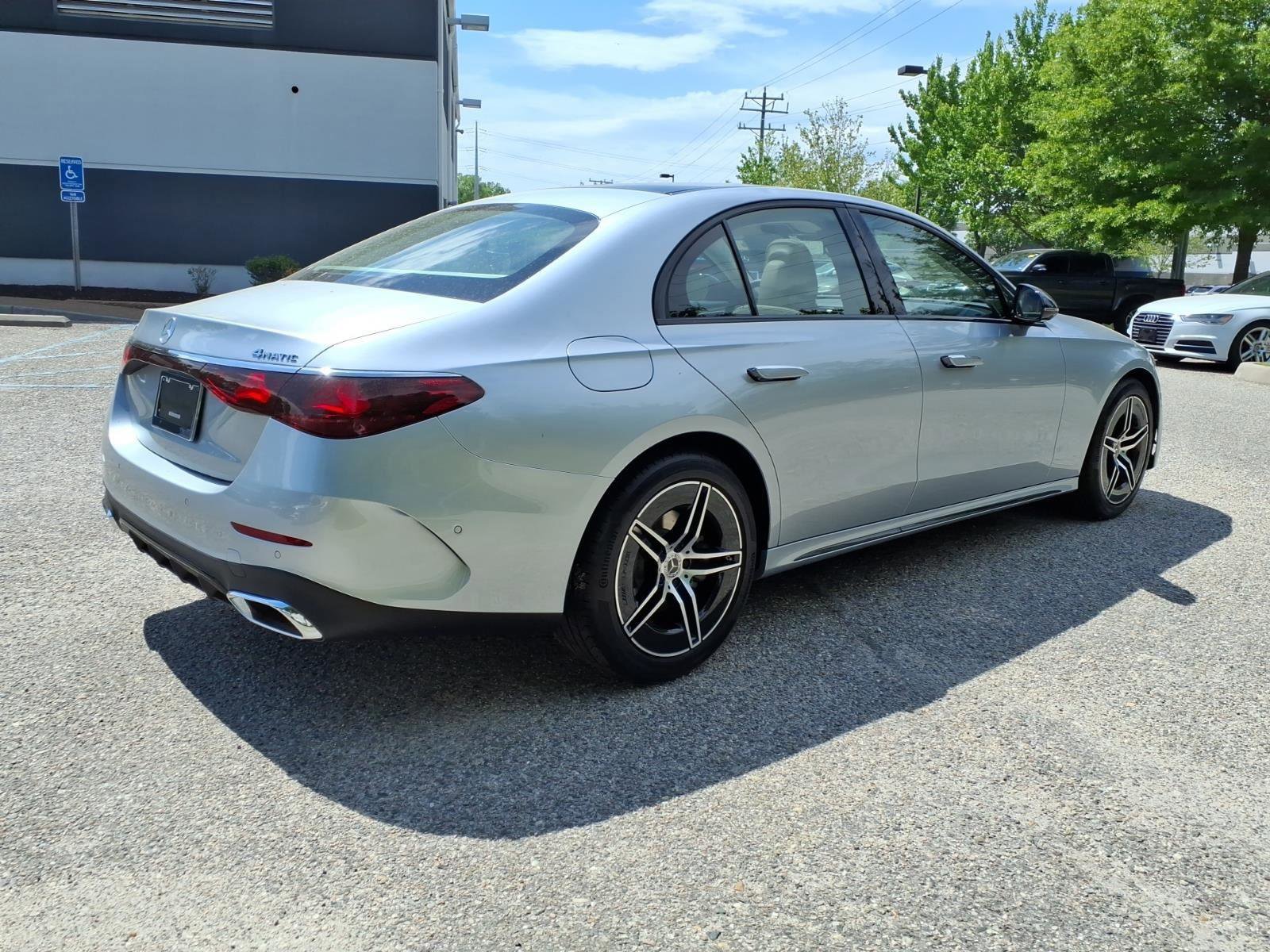 New 2026 Mercedes-Benz E 350 4MATIC Sedan image 6