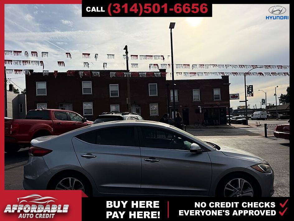 Used 2017 Hyundai Elantra Limited w/ Limited Tech Package 04 FWD image 6