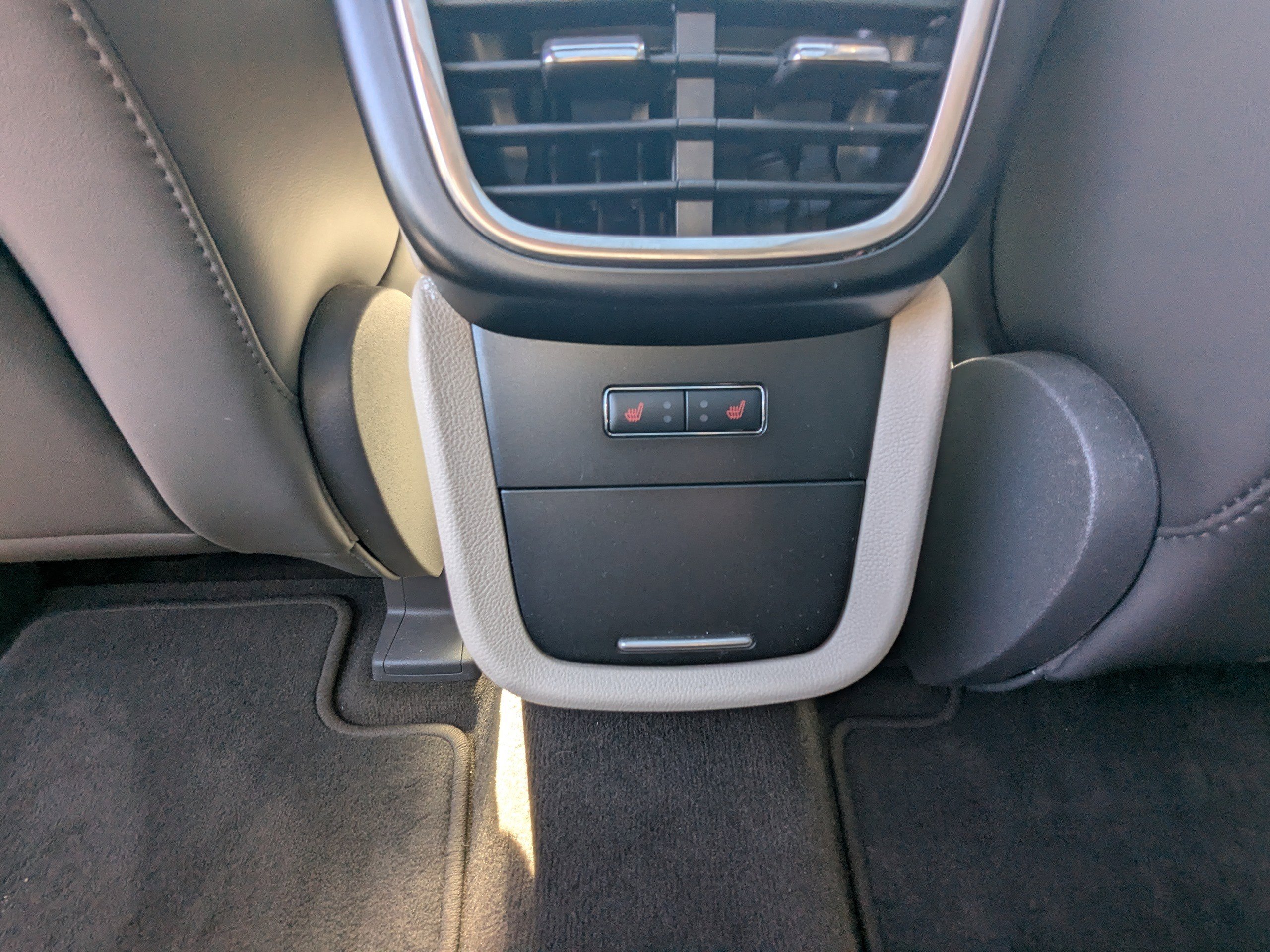 Used 2020 Lincoln Nautilus Reserve image 14