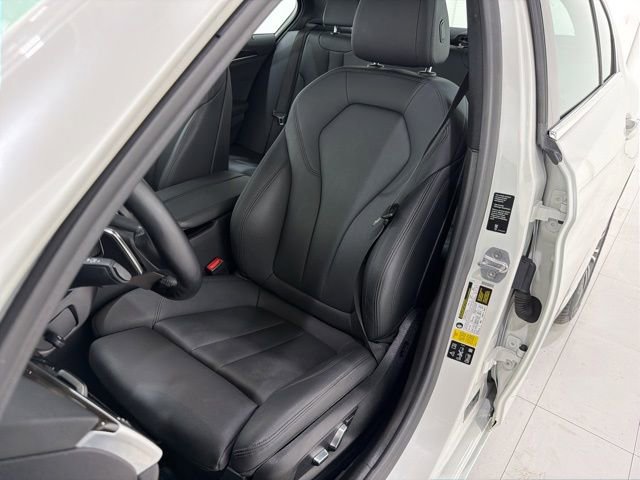 Used 2019 BMW 530i xDrive w/ Convenience Package AWD/4WD image 13