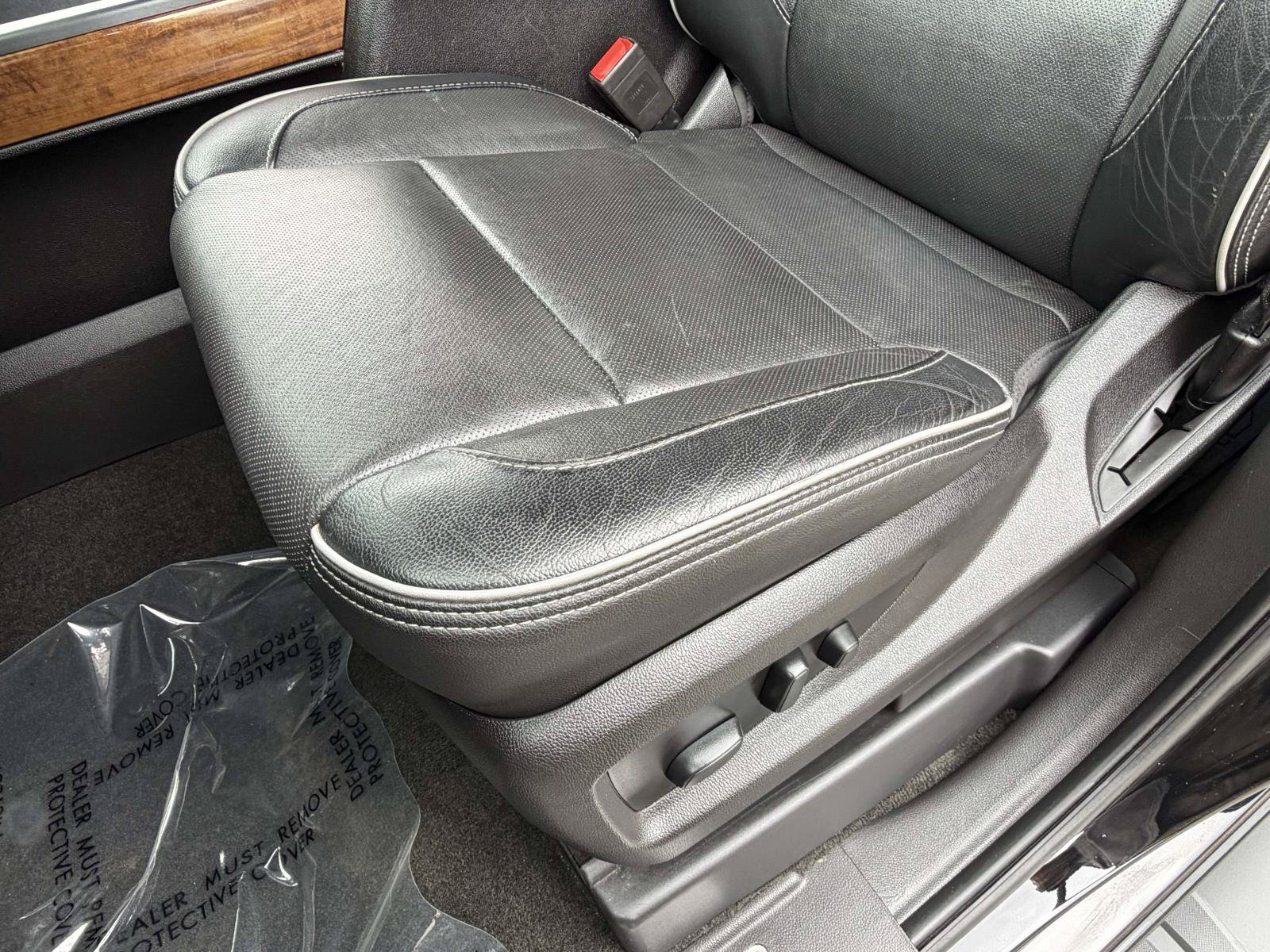 Used 2018 Chevrolet Silverado 1500 High Country AWD/4WD image 28