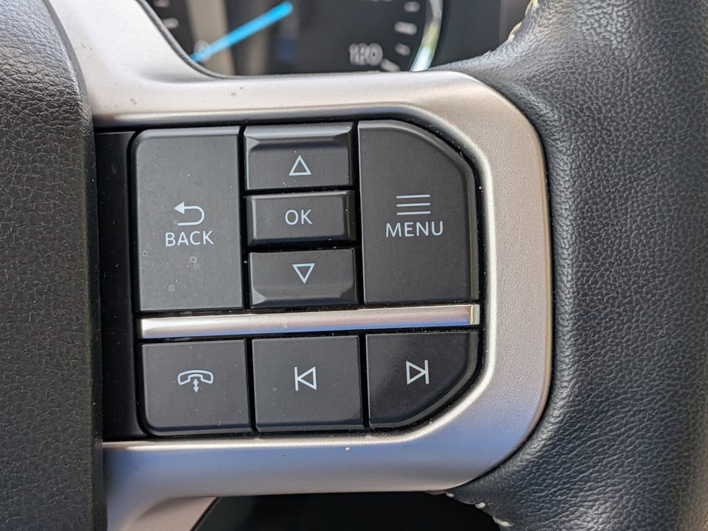 Used 2024 Ford Expedition XLT image 28