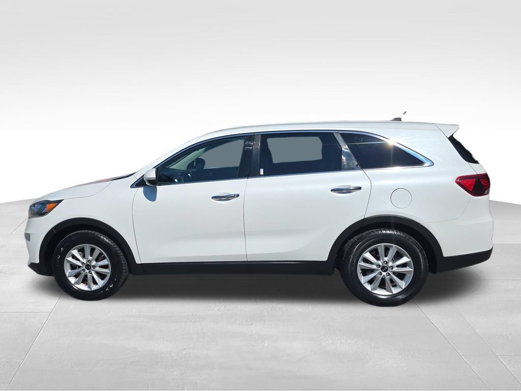 Used 2020 Kia Sorento FWD V6 image 2