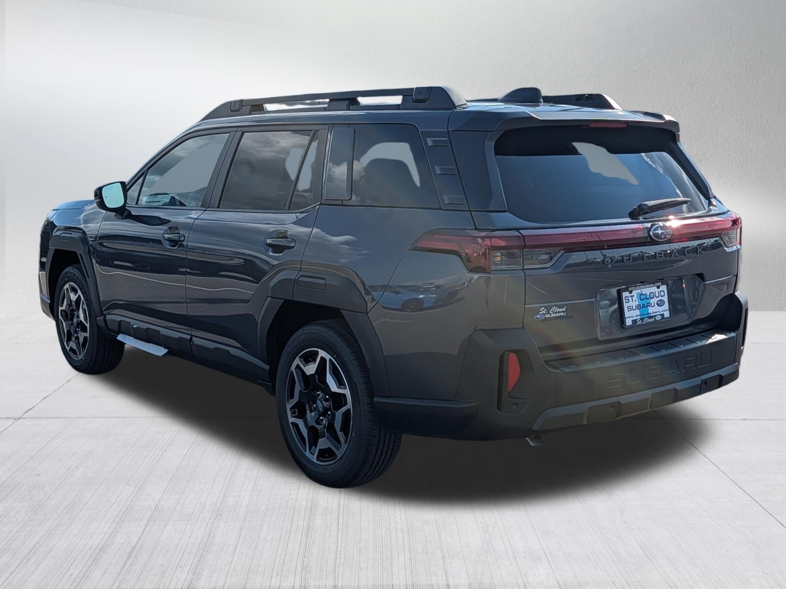 New 2026 Subaru Outback Touring AWD/4WD image 3