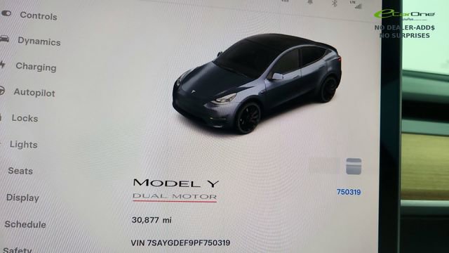 Used 2023 Tesla Model Y Performance AWD/4WD image 37