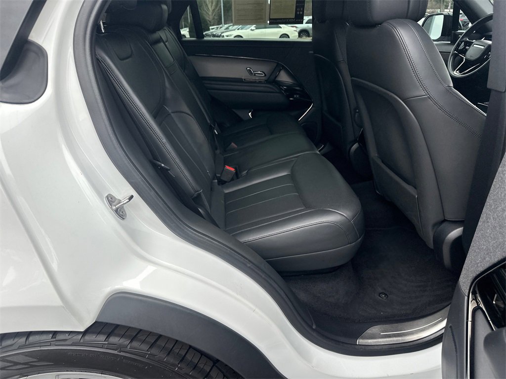 Used 2023 Land Rover Range Rover Sport SE Dynamic image 15