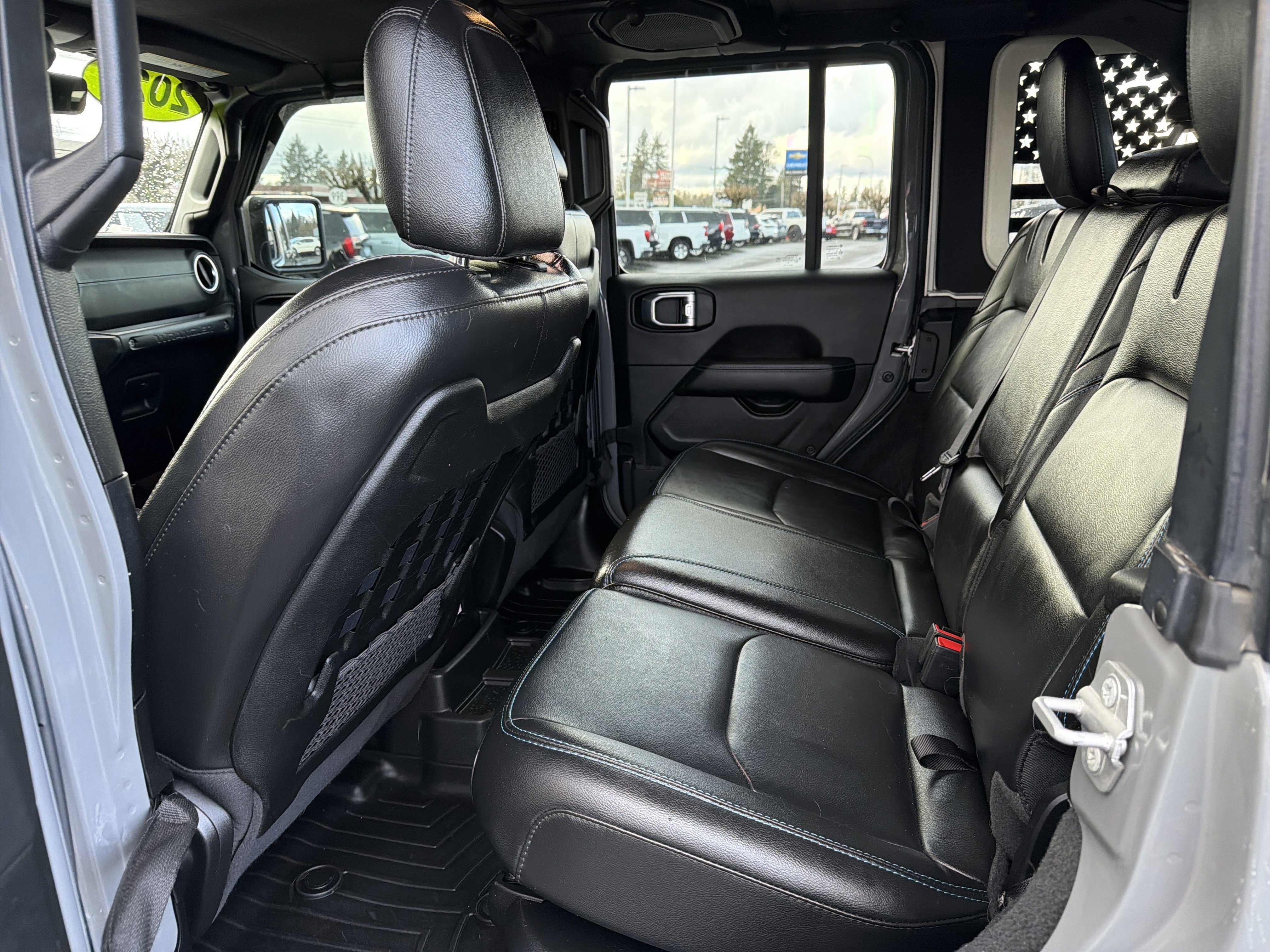 Used 2021 Jeep Wrangler Unlimited Rubicon 4xe w/ Steel Bumper Group image 11