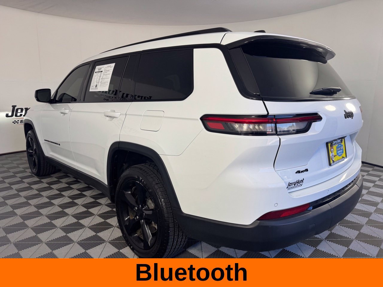 Used 2023 Jeep Grand Cherokee L Laredo AWD/4WD image 10