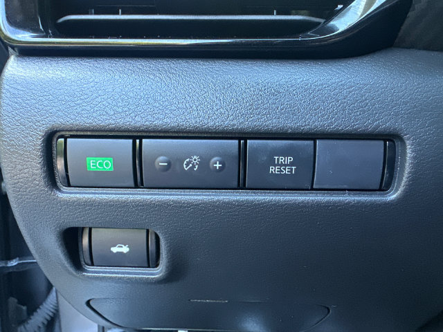 Used 2024 Nissan Sentra SR FWD image 29