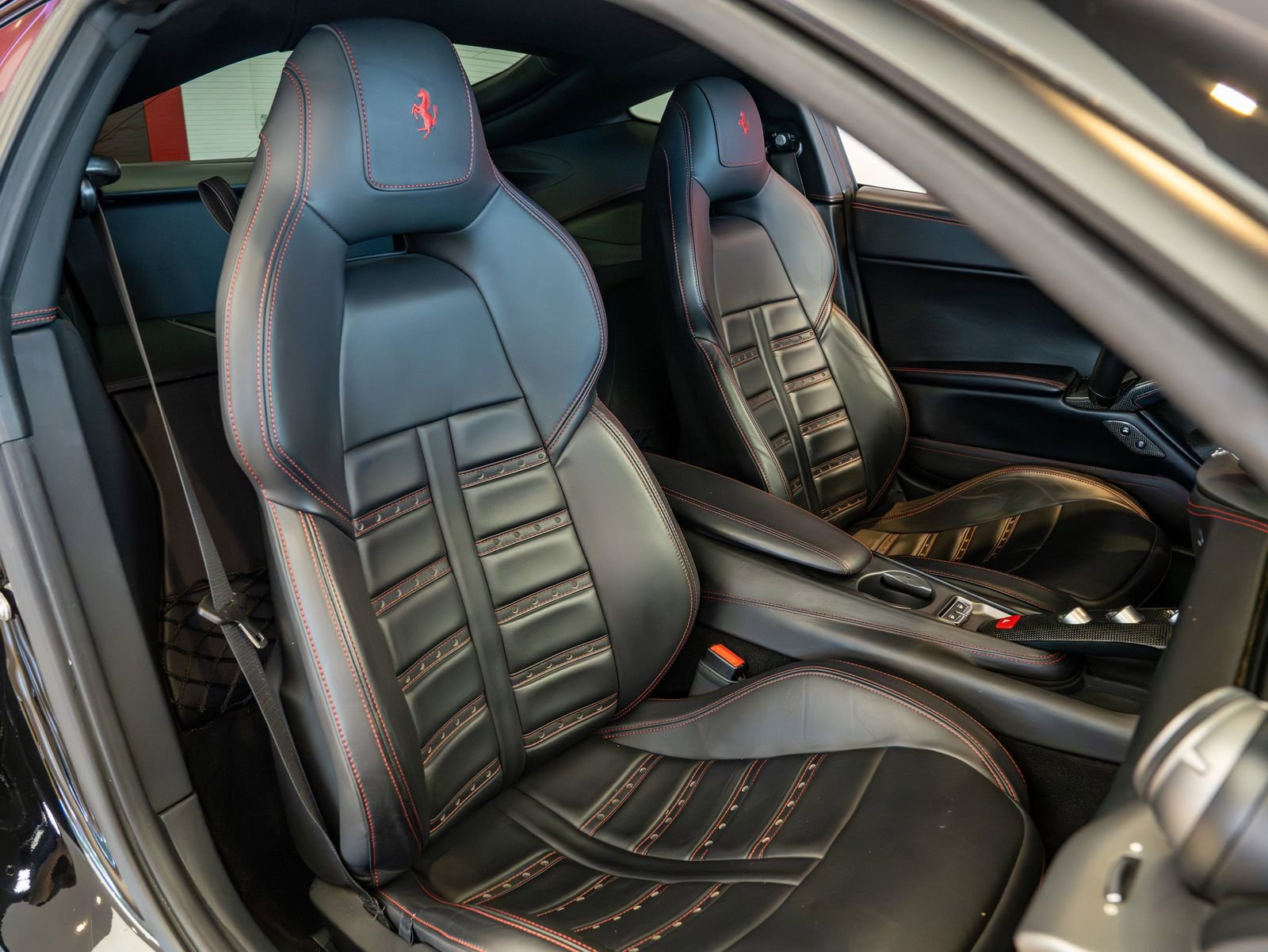 Used 2014 Ferrari F12 Berlinetta RWD image 19