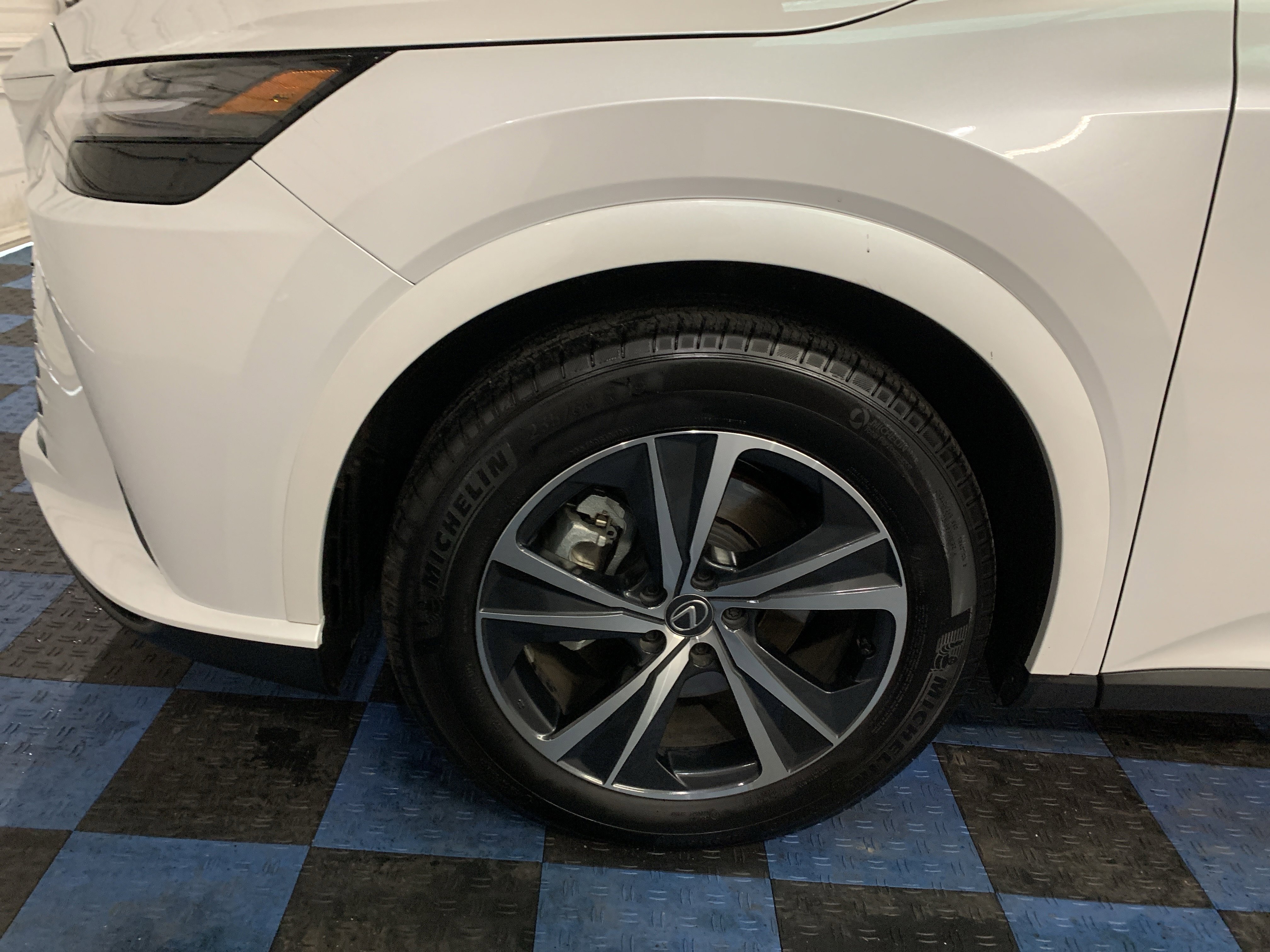 Used 2024 Lexus RX 350 Premium image 9