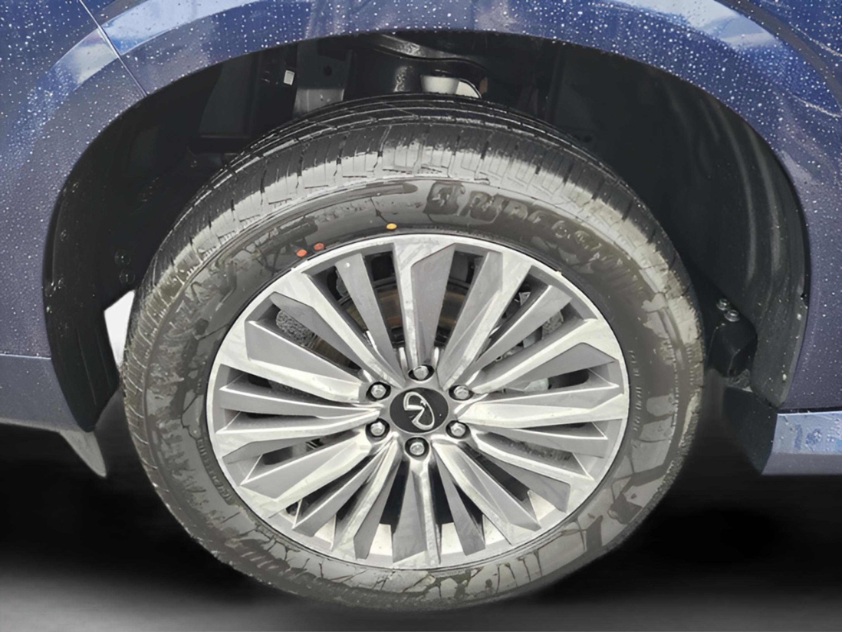 New 2025 INFINITI QX80 Luxe w/ Exterior Package image 11