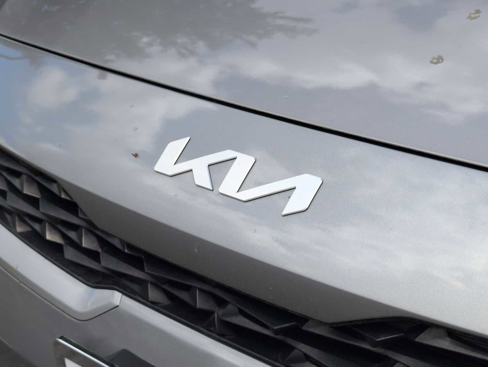 Used 2023 Kia Forte LXS FWD image 12