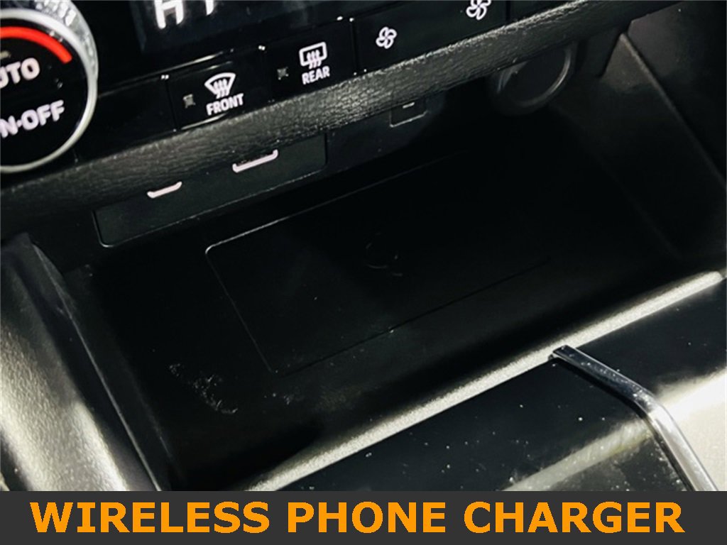 Used 2024 Mitsubishi Outlander SE image 9