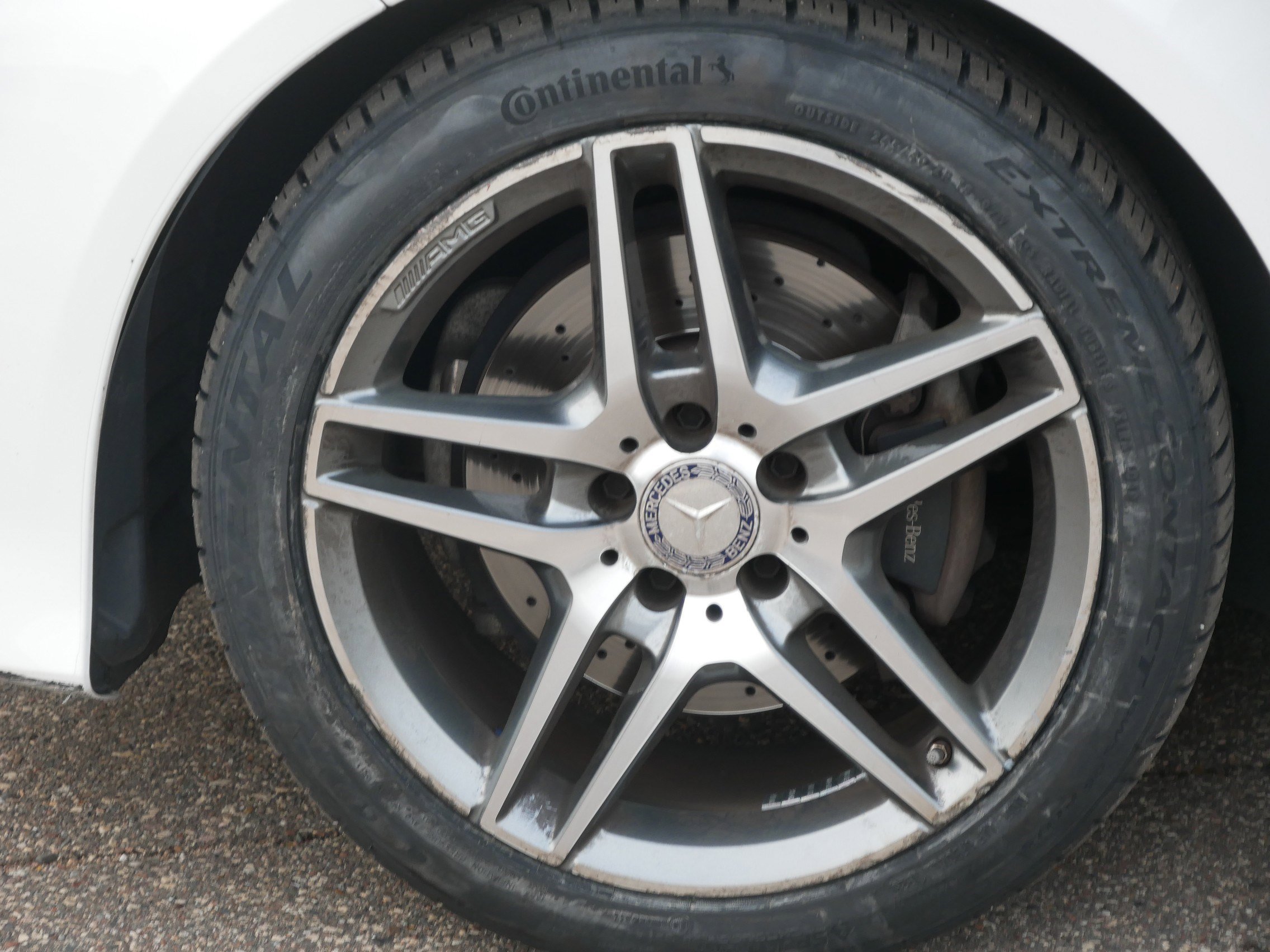 Used 2015 Mercedes-Benz E 400 4MATIC Sedan image 10