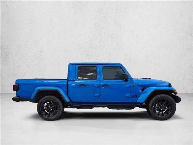 Certified 2025 Jeep Gladiator Sport image 4