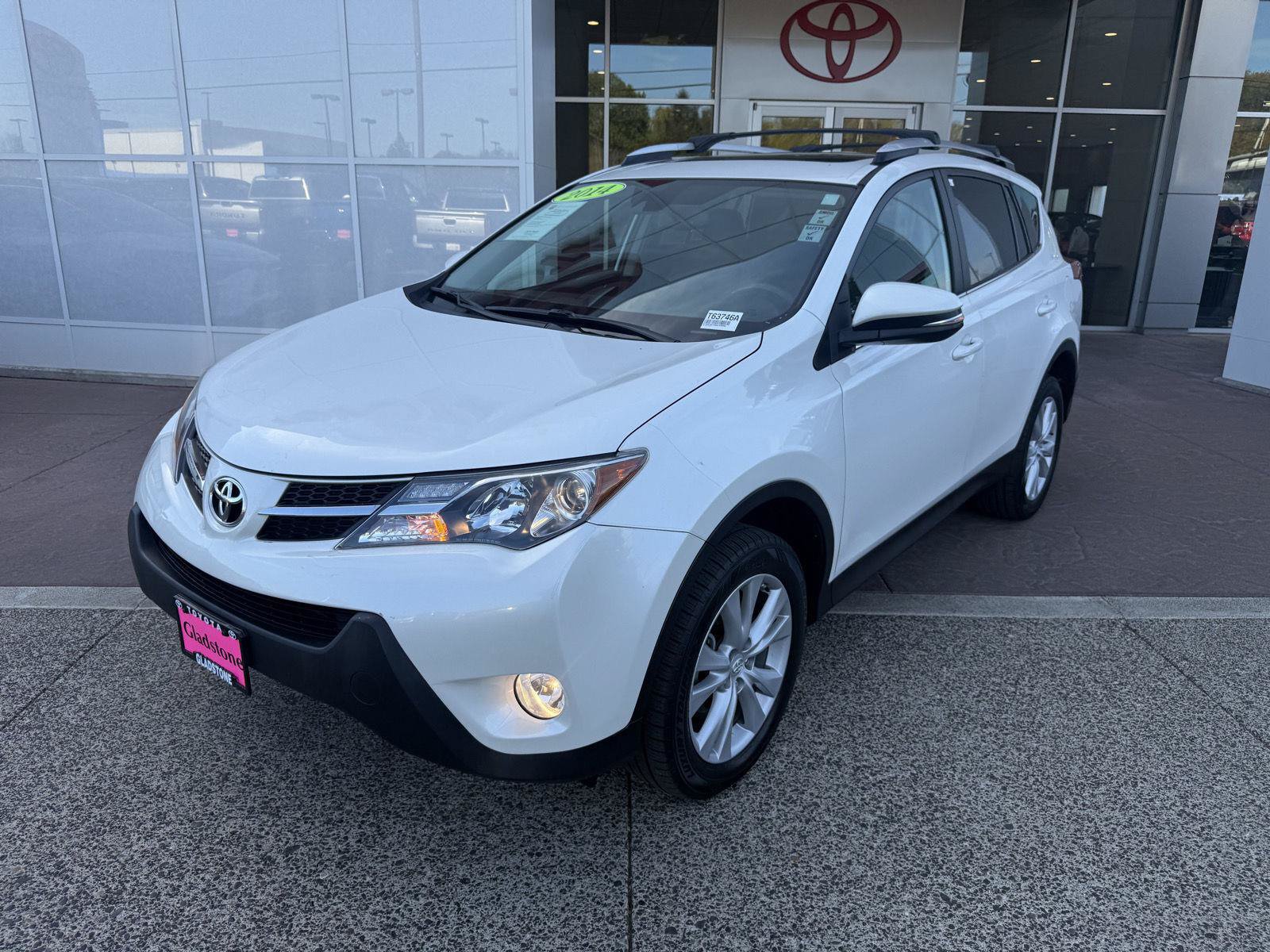 Used 2014 Toyota RAV4 Limited AWD/4WD image 30