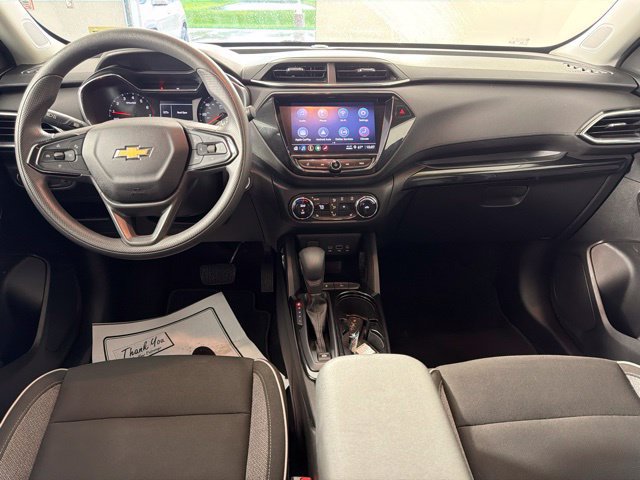 Used 2021 Chevrolet TrailBlazer LT w/ Convenience Package FWD image 18