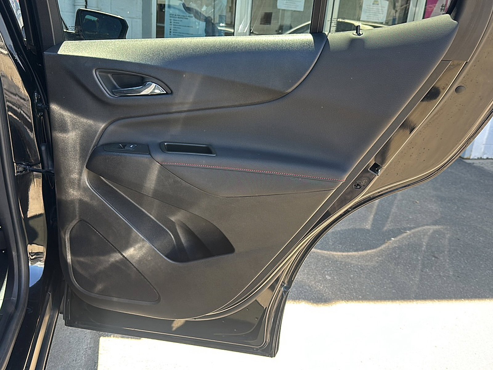 Used 2024 Chevrolet Equinox RS w/ LPO, Cargo Package FWD image 23