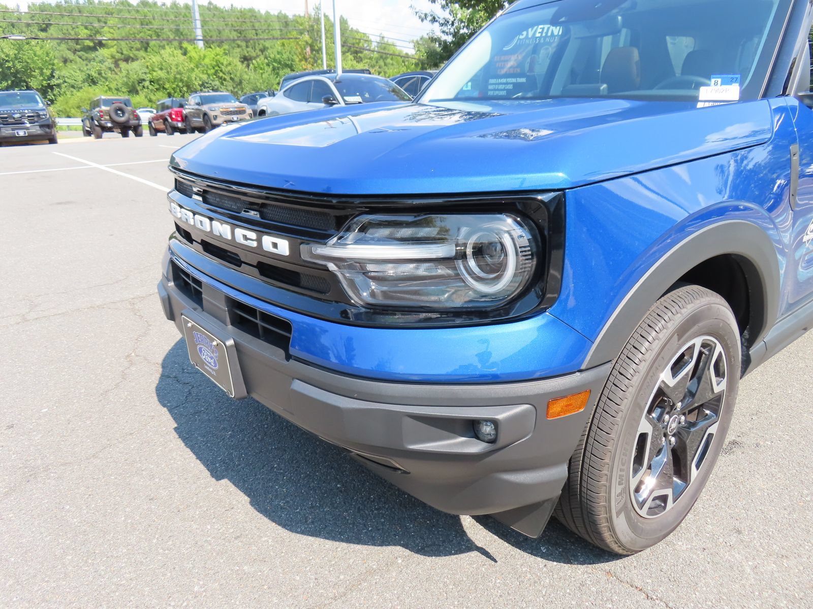 Certified 2024 Ford Bronco Sport Outer Banks w/ Tech Package AWD/4WD image 9