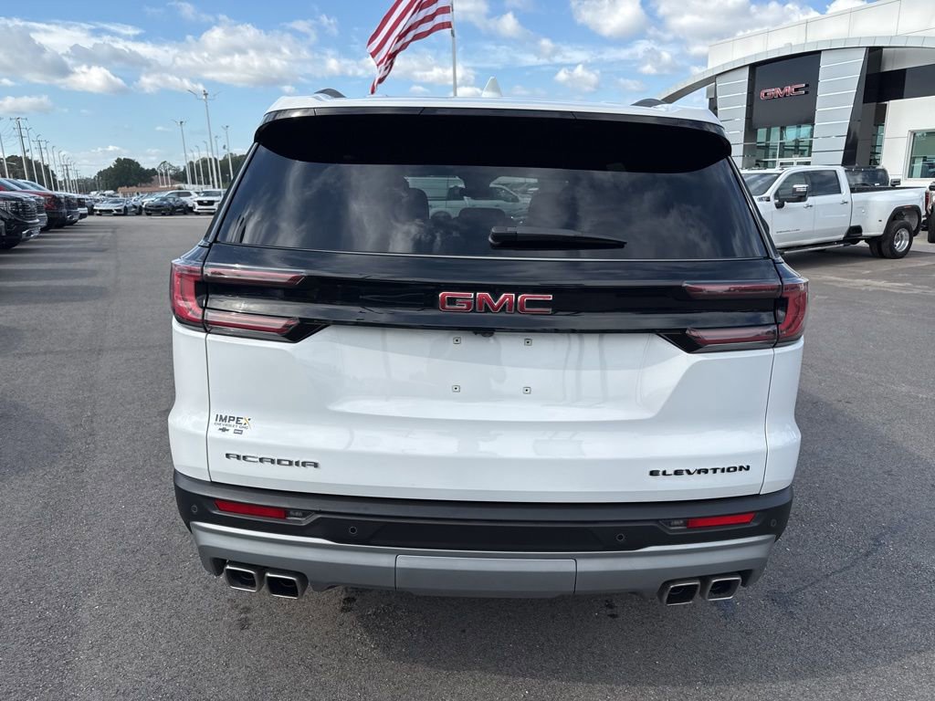 Used 2025 GMC Acadia Elevation FWD image 4