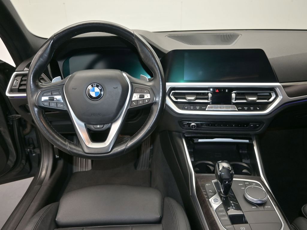 Used 2020 BMW 330i Sedan w/ Premium Package image 16