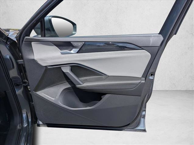 New 2026 Volkswagen Tiguan SE image 25