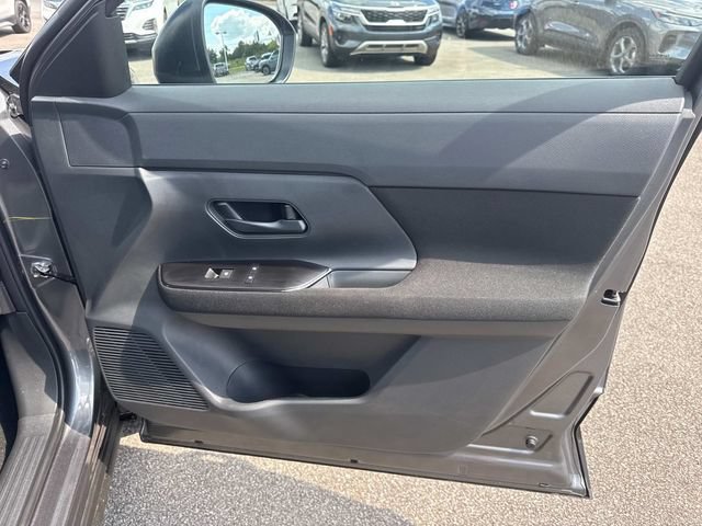 Used 2026 Nissan Kicks S FWD image 18