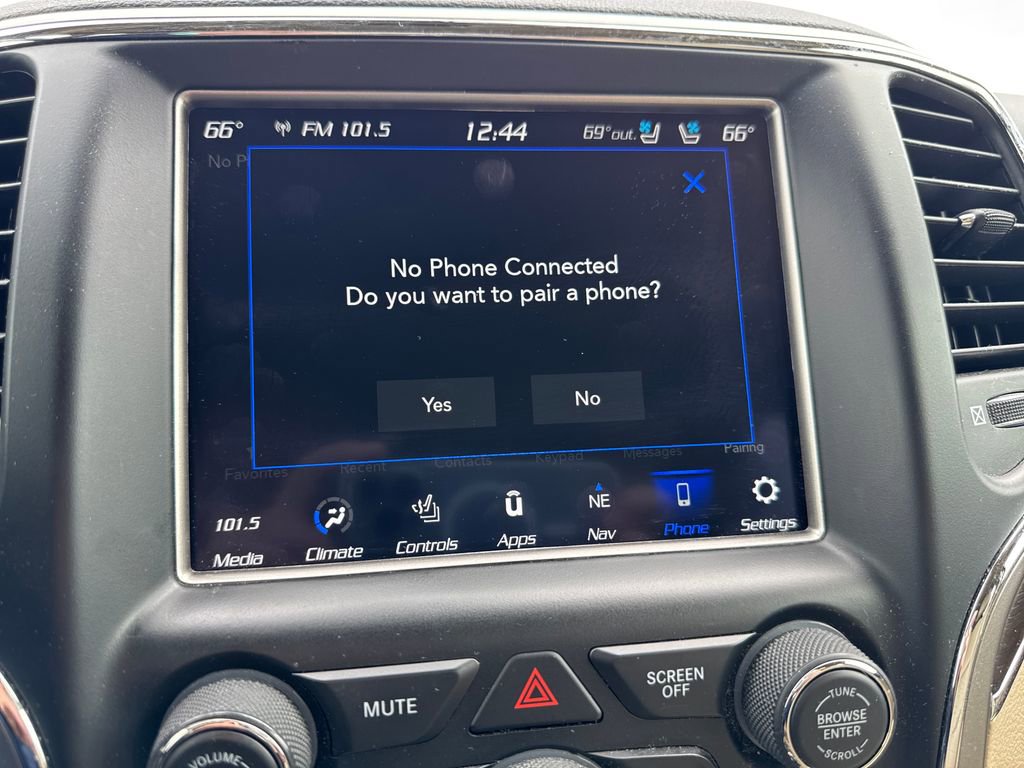 Used 2018 Jeep Grand Cherokee Limited w/ Luxury Group II image 31