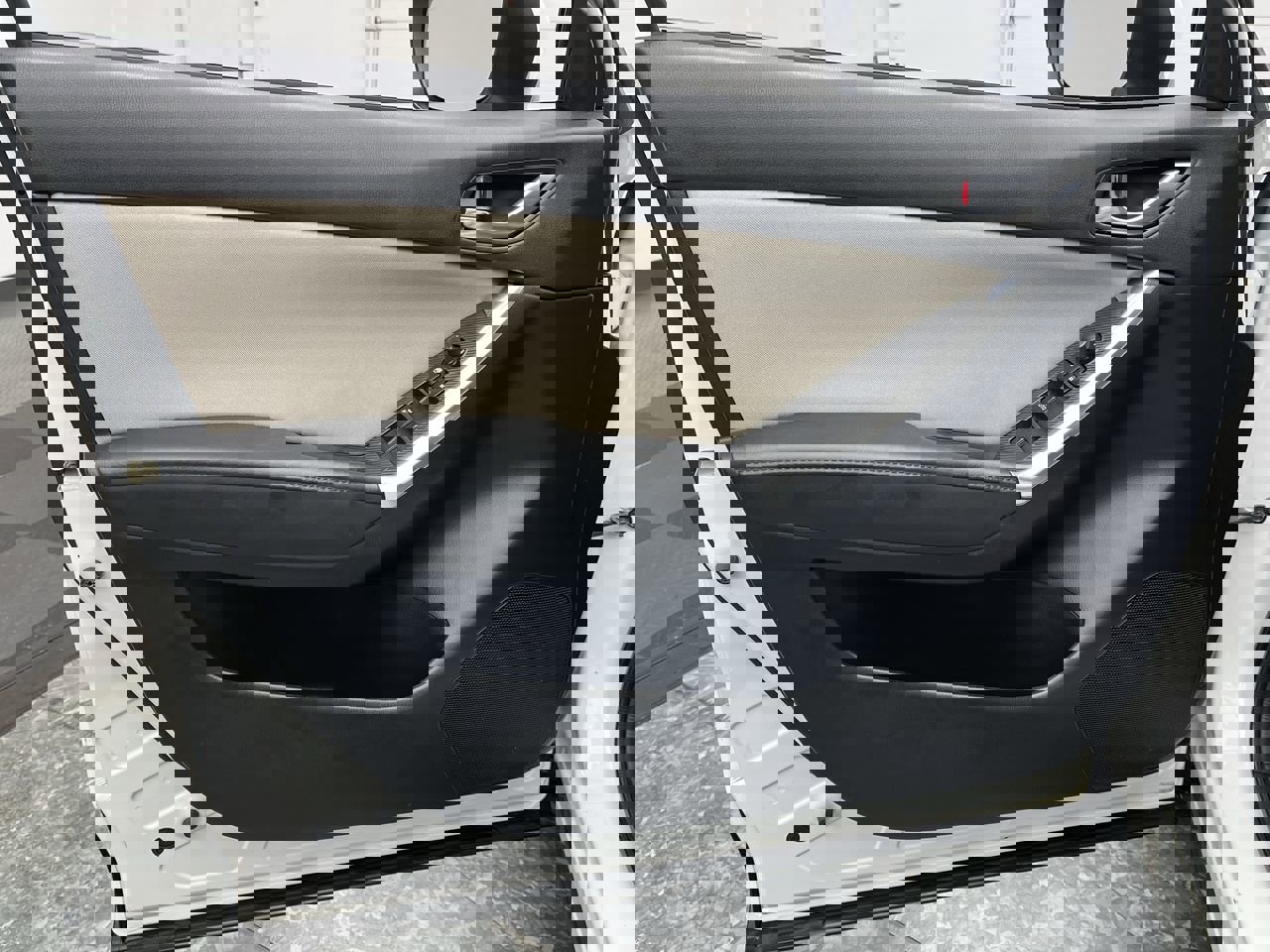 Used 2016 MAZDA CX-5 Touring image 6