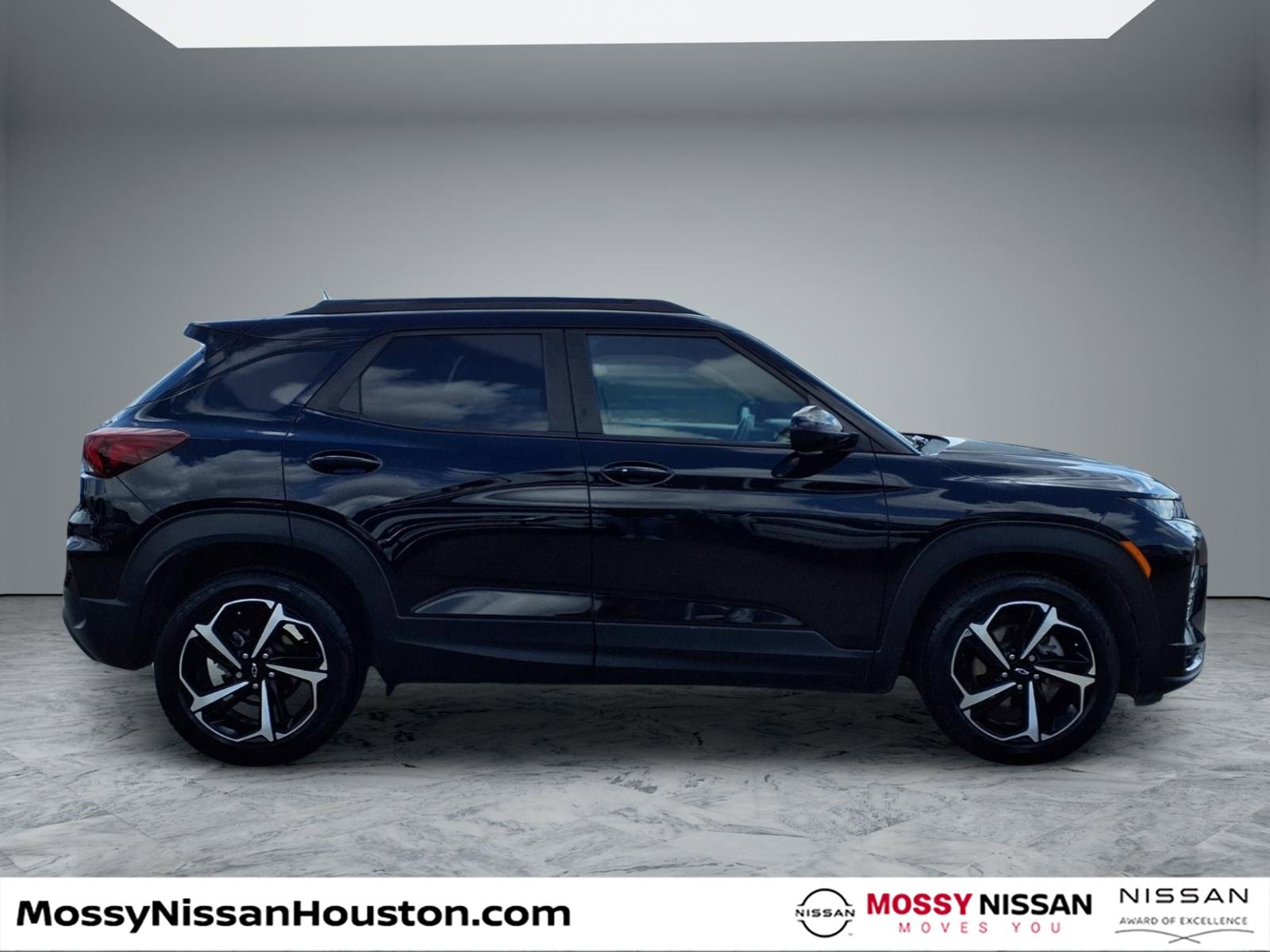 Used 2022 Chevrolet TrailBlazer RS w/ Technology Package image 8