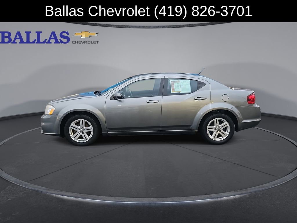Used 2012 Dodge Avenger SXT w/ Cold Weather Group image 5