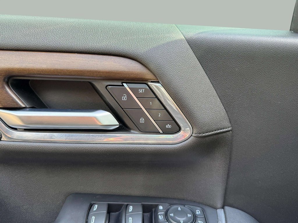 Used 2024 Chevrolet Silverado 2500 High Country w/ High Country Premium Package image 7