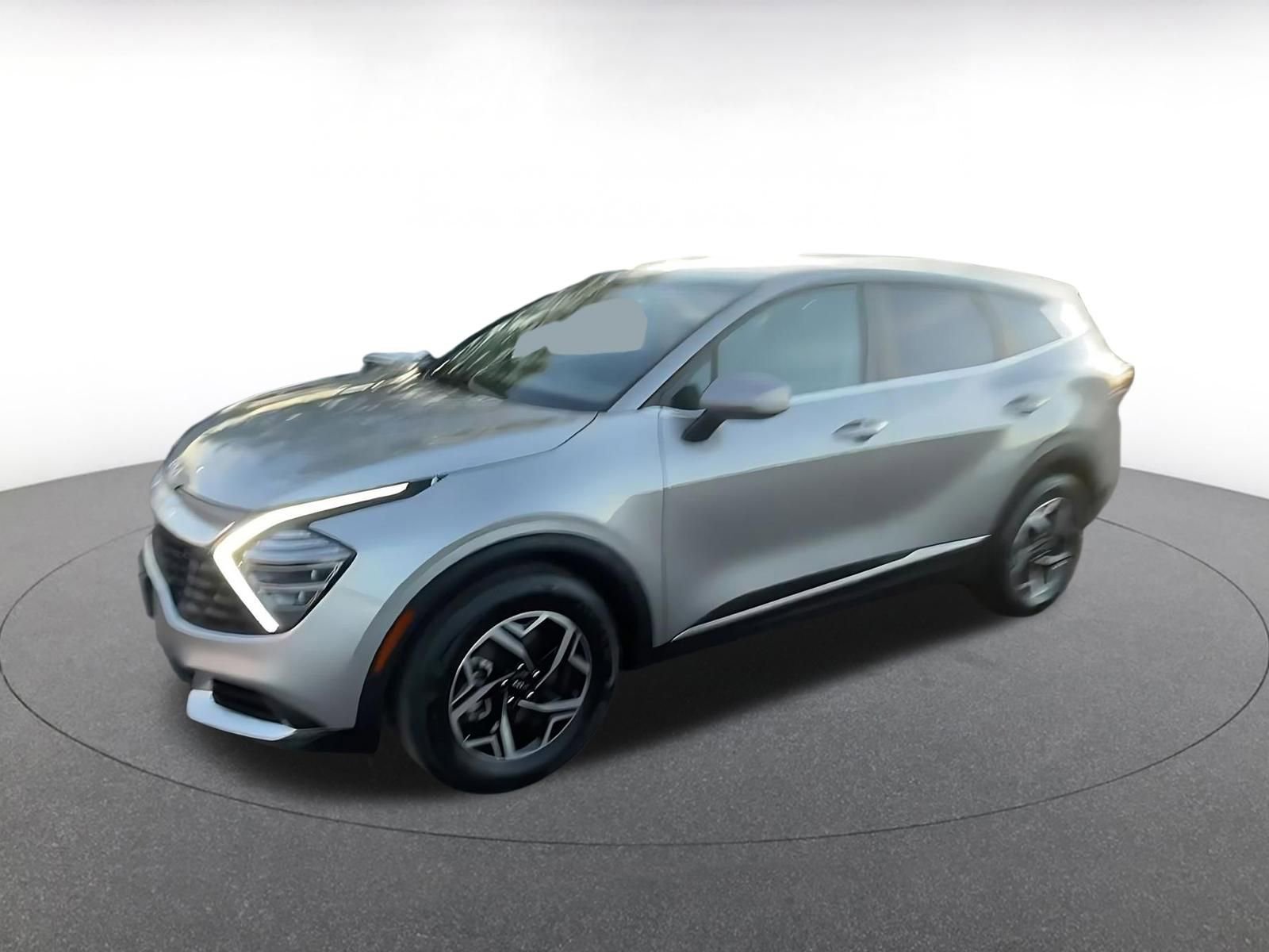 Used 2025 Kia Sportage LX FWD image 8