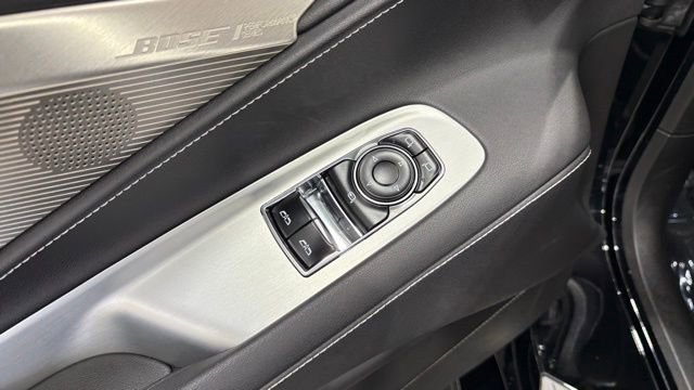 Used 2023 Chevrolet Corvette Stingray w/ Z51 Performance Package image 18