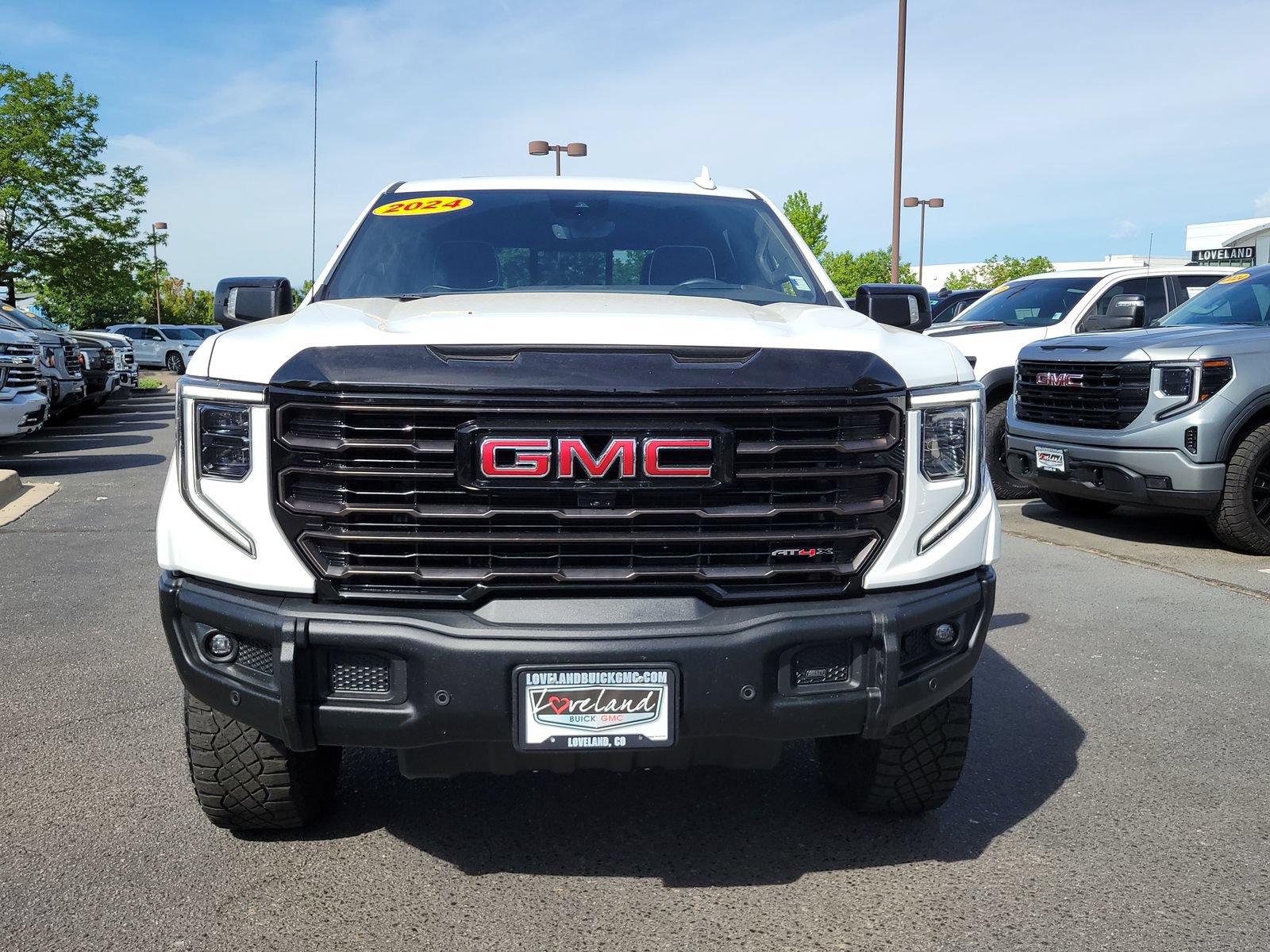 Used 2024 GMC Sierra 1500 AT4X AWD/4WD image 5