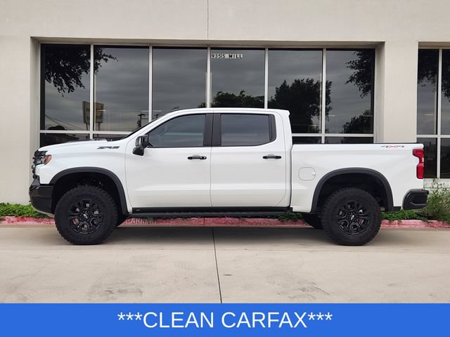 Used 2026 Chevrolet Silverado 1500 ZR2 w/ Dark Appearance Package AWD/4WD image 4