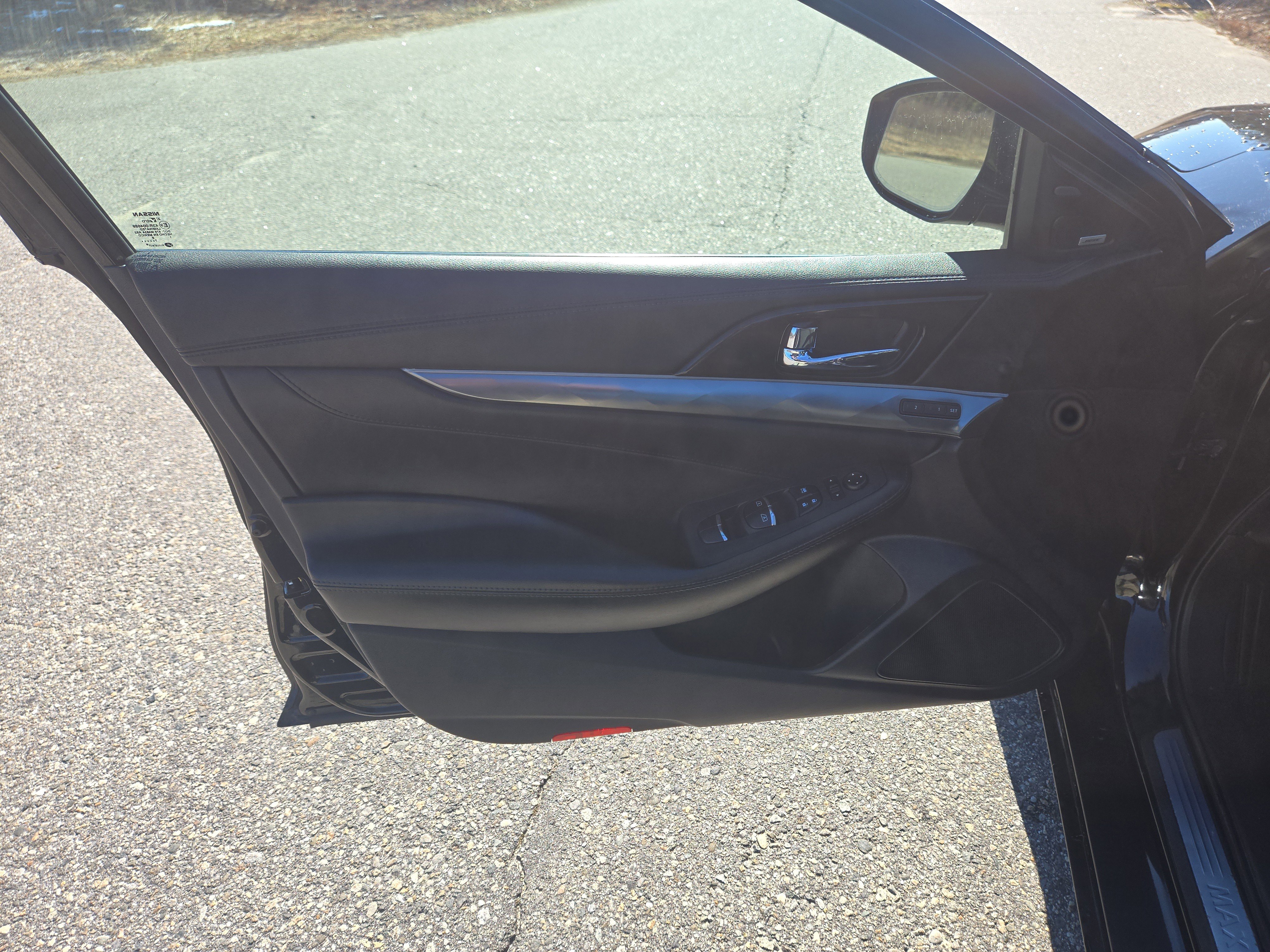 Used 2018 Nissan Maxima SR w/ Midnight Edition image 15