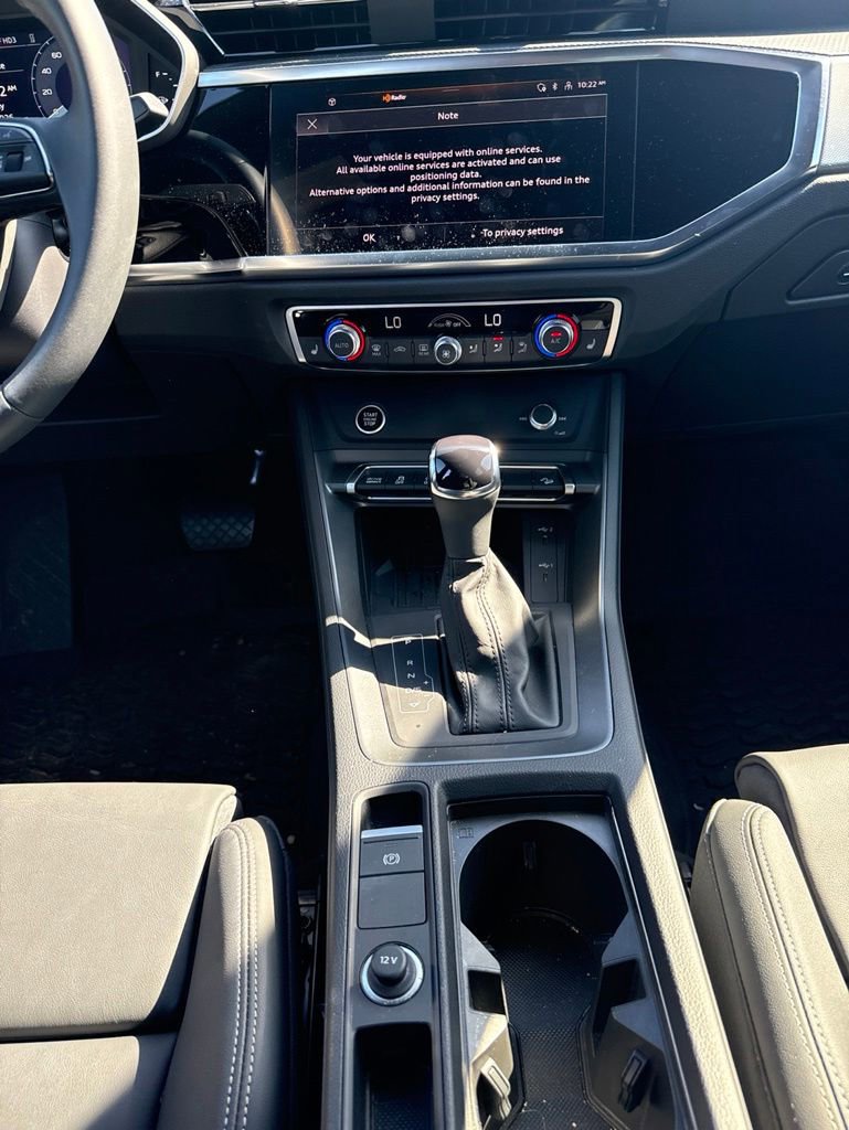 Certified 2025 Audi Q3 2.0T Premium w/ Convenience Package AWD/4WD image 7