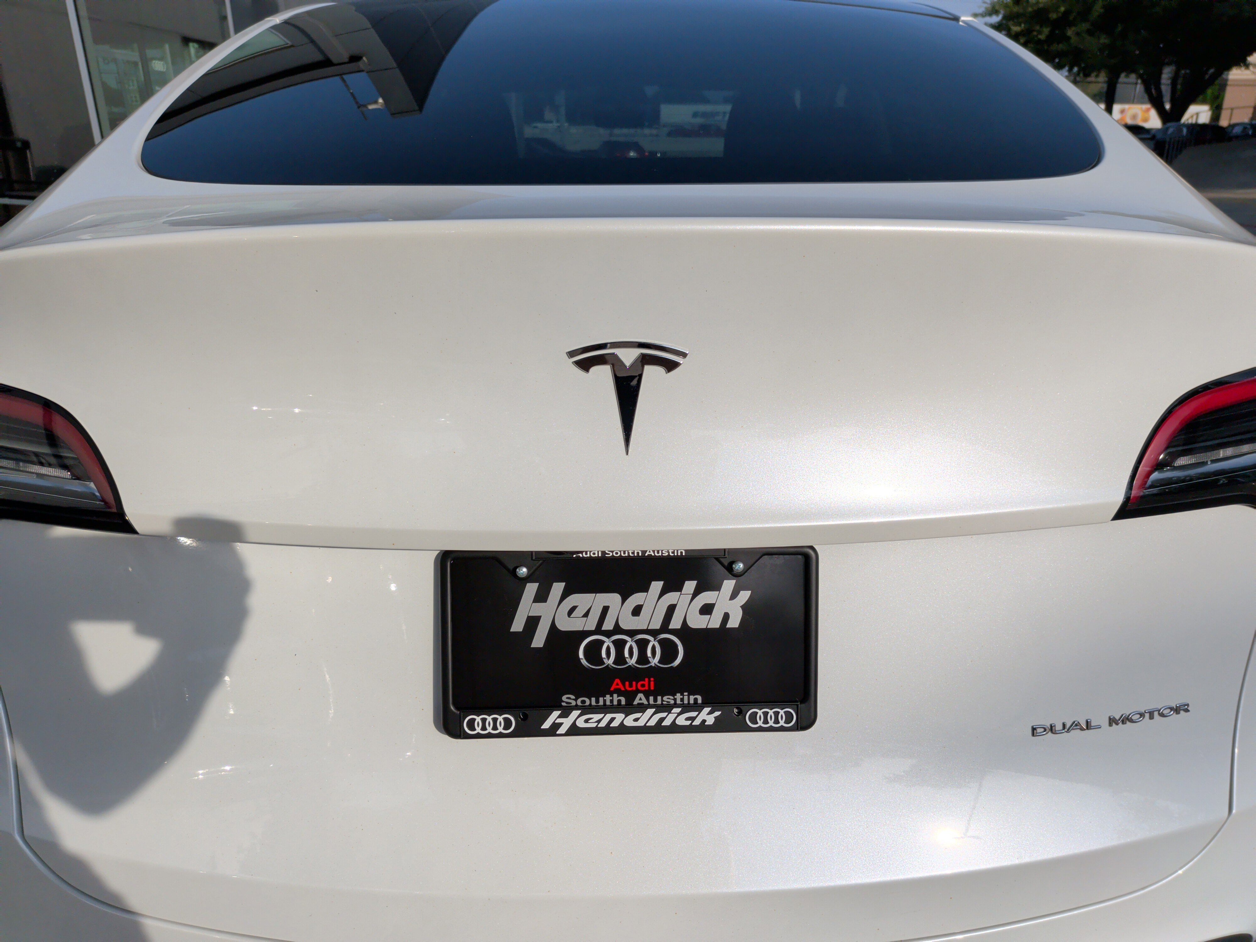 Used 2023 Tesla Model Y Long Range image 39