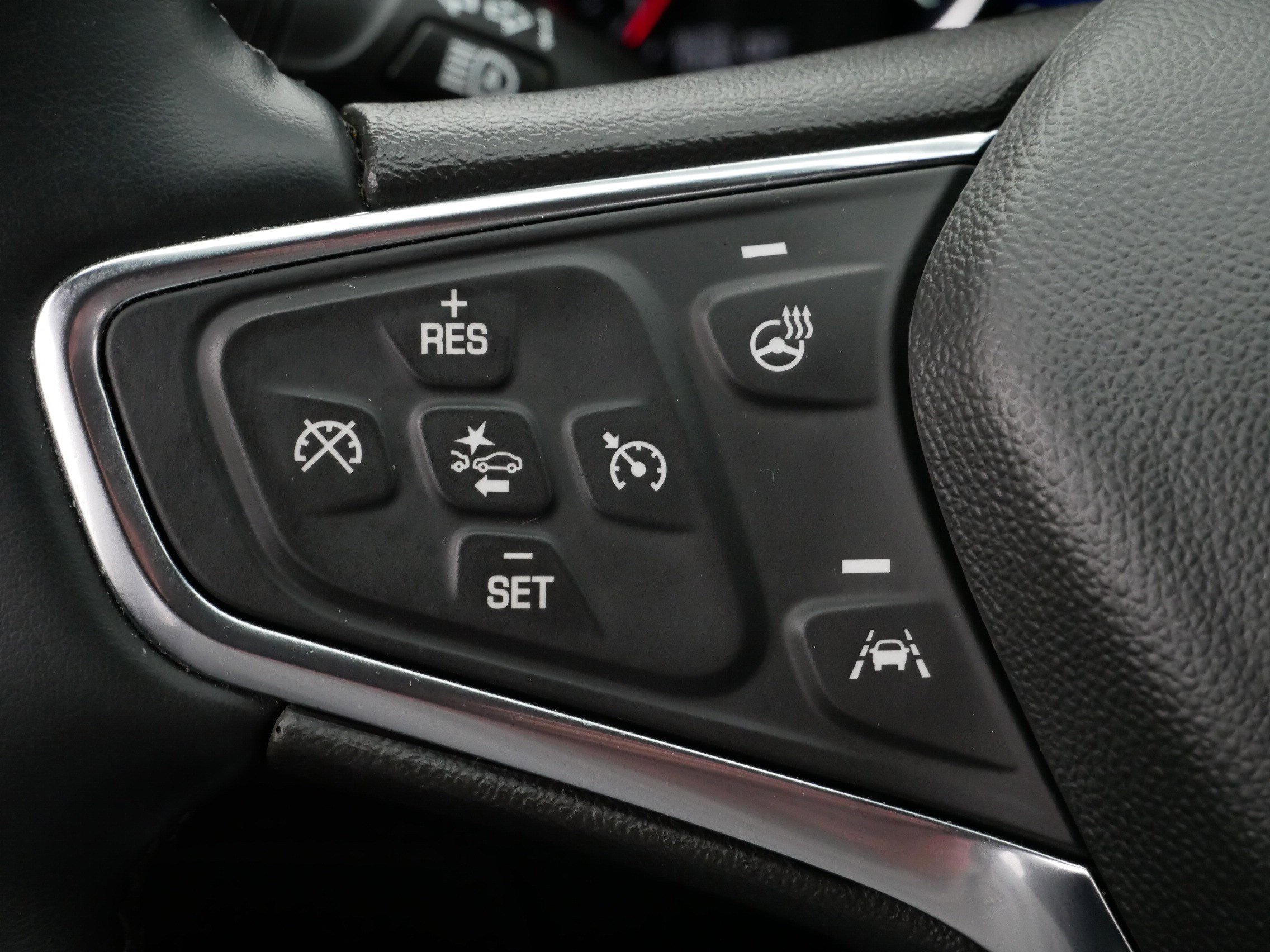 Used 2024 Chevrolet Malibu LT image 25