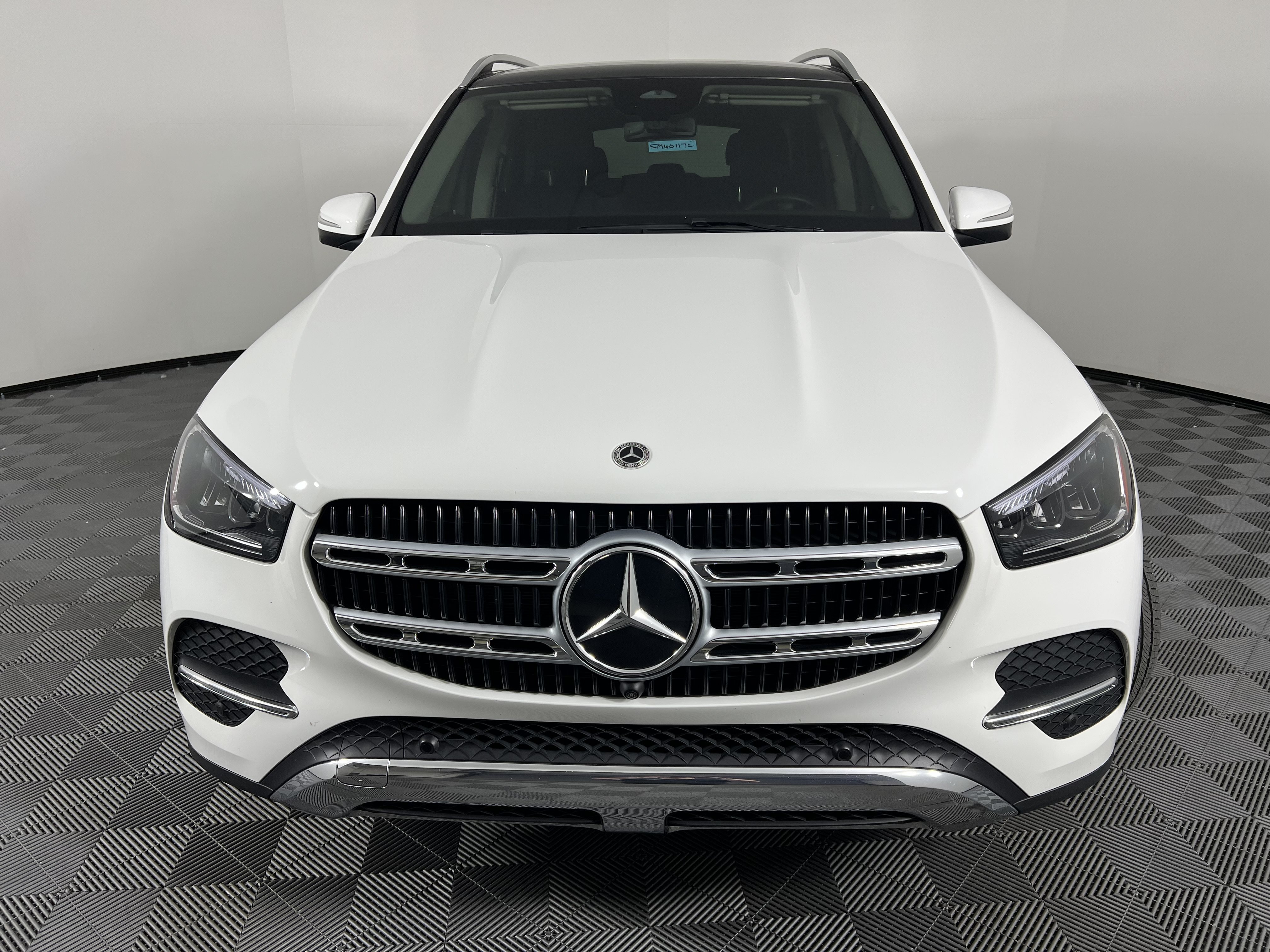 Certified 2025 Mercedes-Benz GLE 350 4MATIC image 5